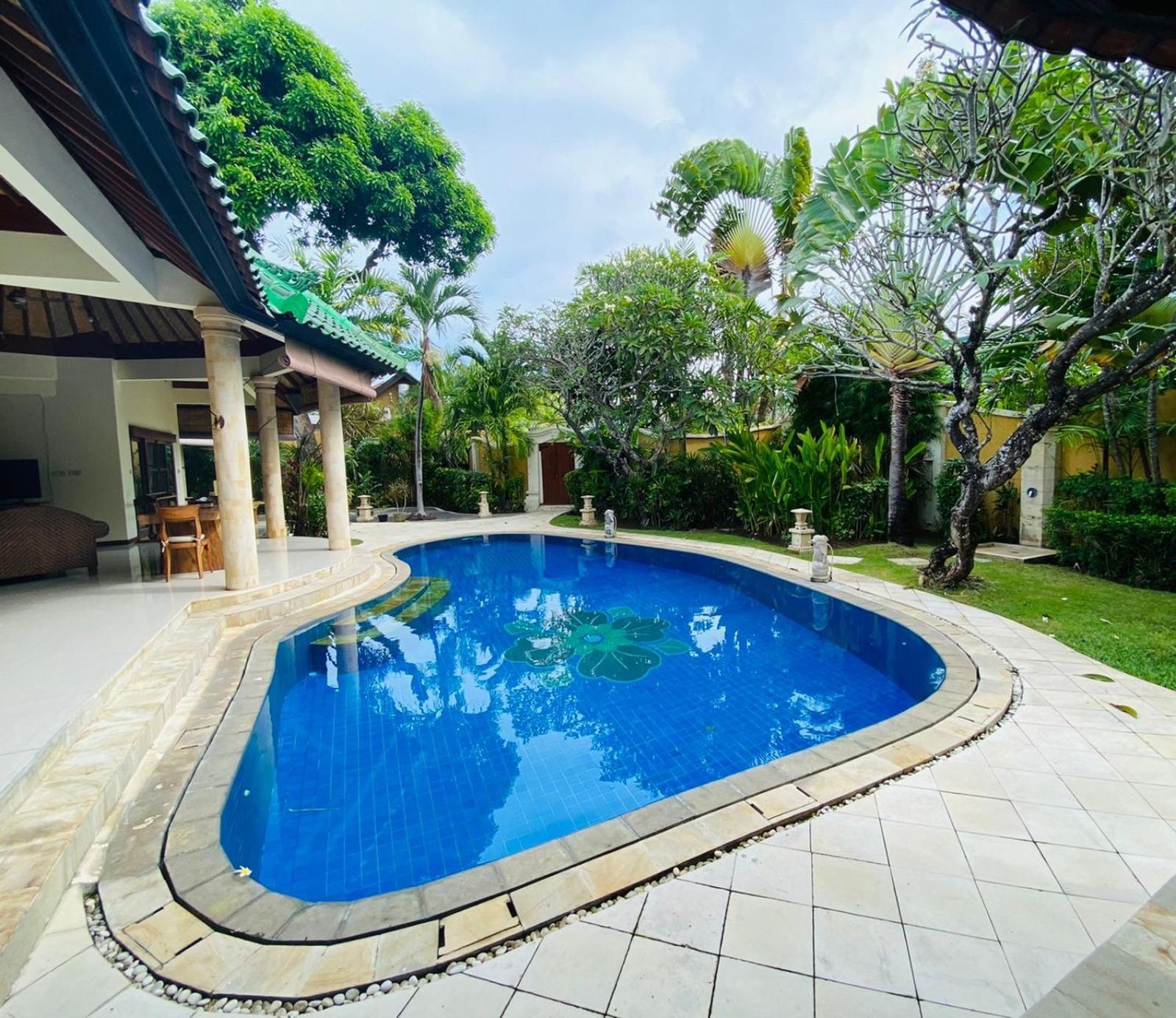 Bali Jade Villas Sanur Екстериор снимка